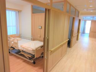 特別養護老人ホームの介護職員