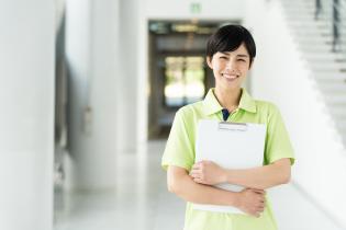 高齢者福祉施設の介護職員
