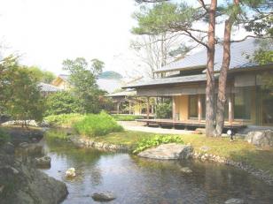 館内設備担当（電気・ボイラー等の維持管理／未経験OK）