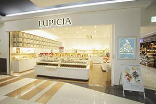 ルピシアの接客販売スタッフ