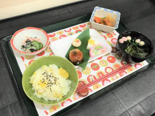 施設の食堂スタッフ