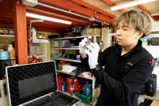 チームで工事を行いますので、サポートし合える作業体制があります