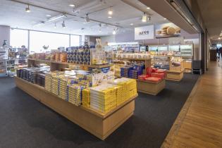 リゾートホテル内のショップスタッフ - ANAクラウンプラザリゾート安比高原(契約社員)