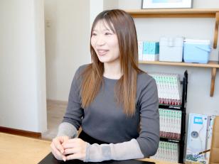 土日メインの受付・一般事務／週1～・短時間4h～OK／髪色ネイル自由