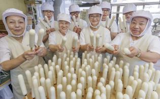 手作りのきりたんぽ製造スタッフ(期間限定)