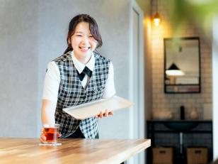 不動産店舗の一般事務・受付・制作アシスタント
