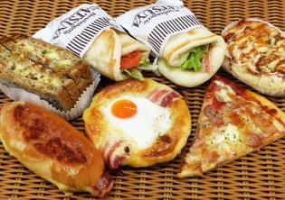 パンの製造スタッフ