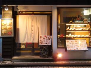 おしゃれビストロのホールスタッフ