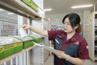 自動車部品の管理・販売スタッフ／受発注・在庫管理