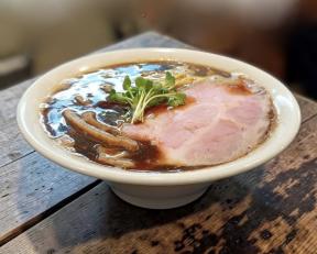 居酒屋のホールスタッフ