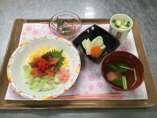 高齢者施設での調理（集団調理）