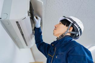 エアコンなどの空調設備の施工・メンテナンス（経験者採用／有資格者優遇）