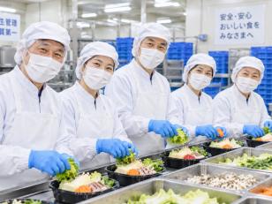 鍋・お弁当容器への具材盛り付け・パック詰めの軽作業