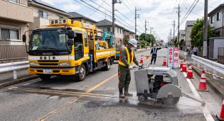 道路舗装・コンクリートの切断スタッフ（未経験歓迎／要中型免許）