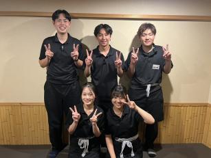 居酒屋店の店内スタッフ（ホール・調理）