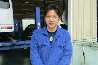 自動車整備士/普通車・大型車
