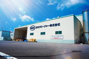 飲料水キャップなどの機械オペレーター