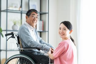 高齢者介護施設の准看護師