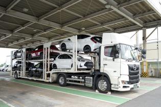 大型キャリアカー乗務員／新車輸送