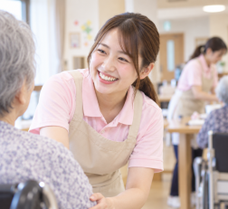施設内での介護職員