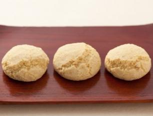 300年以上もの長きにわたり、丁寧な手作業から作り上げる優しい味わいを守り続けてきました。
