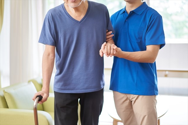 介護職の種類と必要な資格は？資格がなくても働ける仕事も紹介