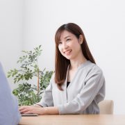 営業が実践したい！信頼と安心を与える自己紹介の方法
