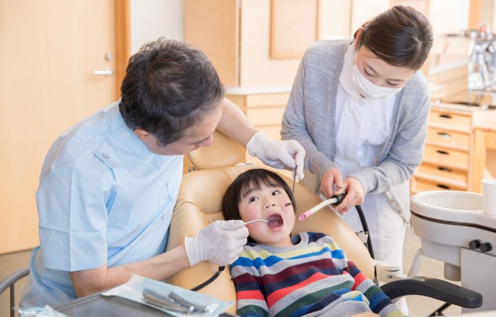 歯科助手とは！業務内容はきつい？業務内容・給料・転職する方法を紹介！
