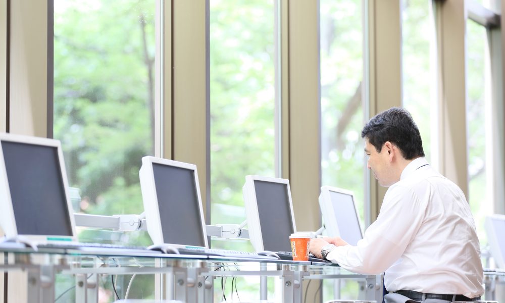 転職成功のカギは徹底した情報収集を行うこと！リサーチのポイントとは？